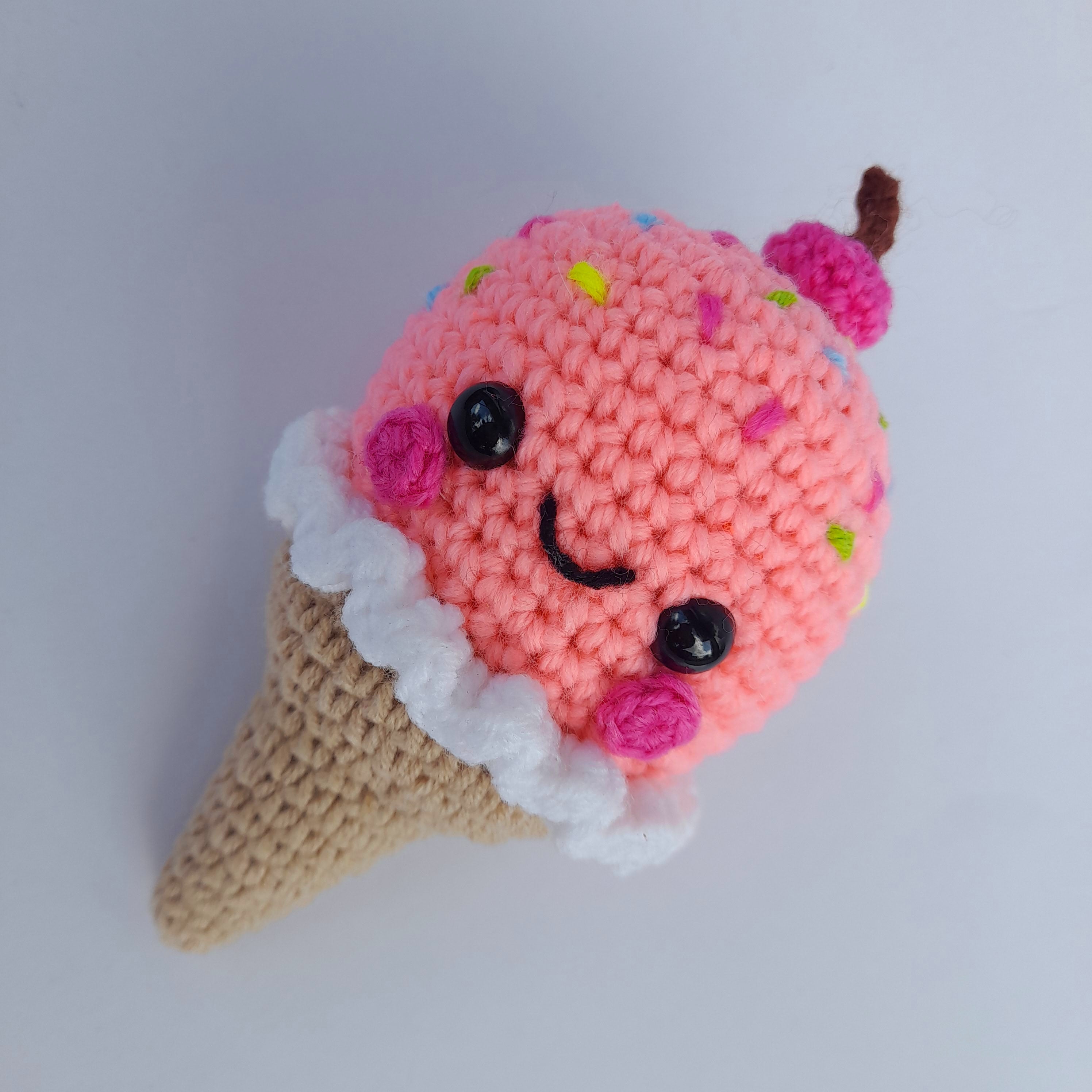 Scoopy the Ice Cream Pattern – Adorable Summer Amigurumi