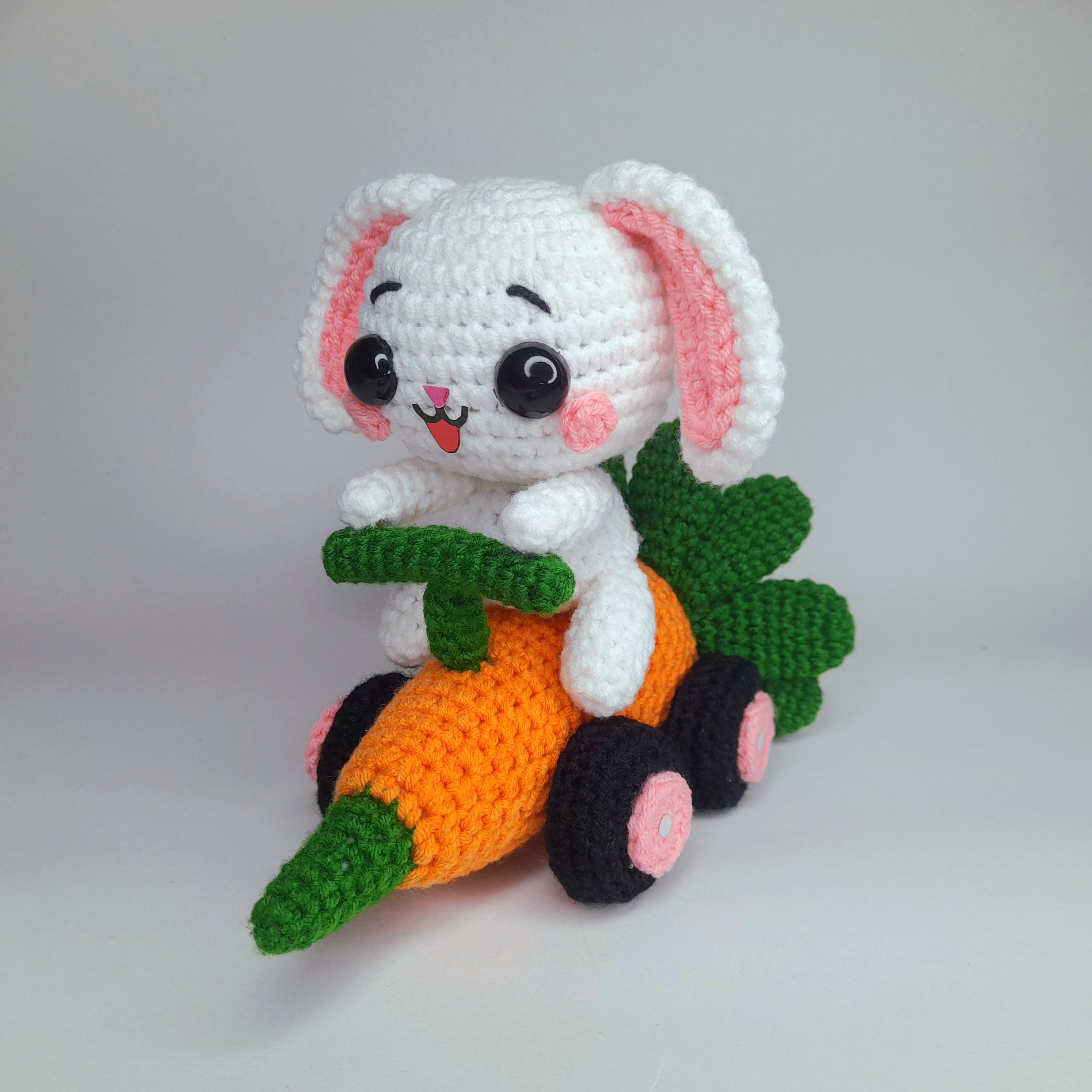 Cute Bunny in Carrot Car - Easter Crochet Amigurumi