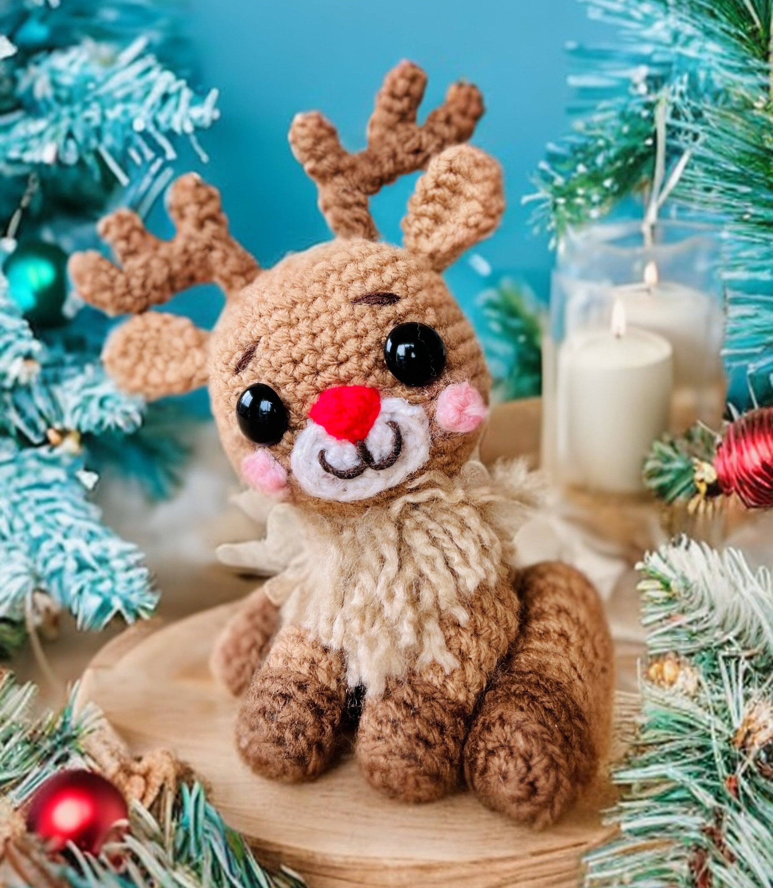 Cute Reindeer Crochet Pattern - Christmas Amigurumi