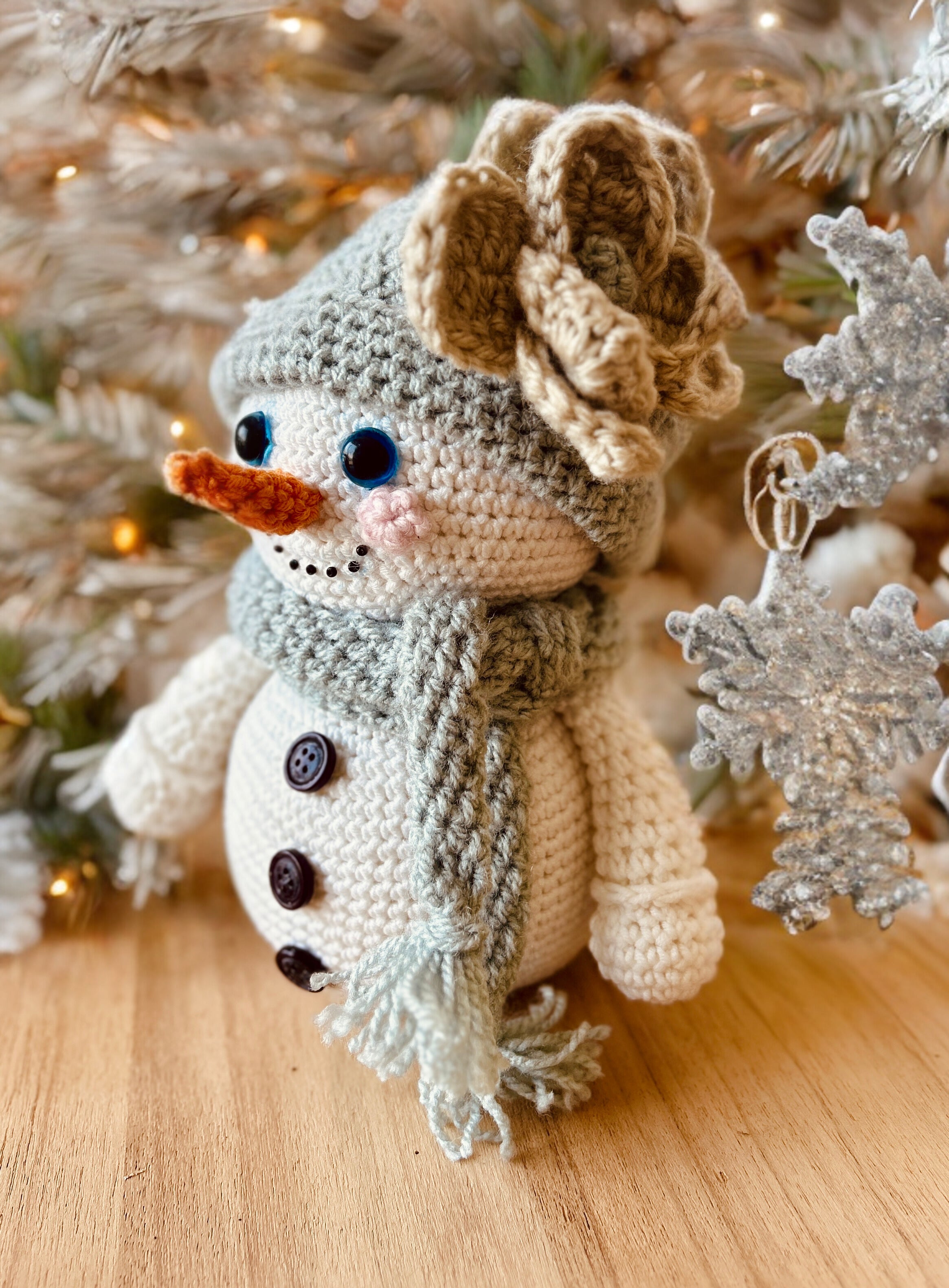 Adorable Christmas Snowman Crochet Pattern