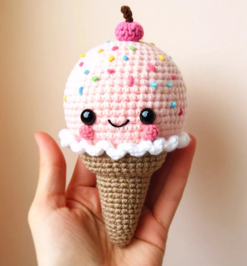 Scoopy the Ice Cream Pattern – Adorable Summer Amigurumi