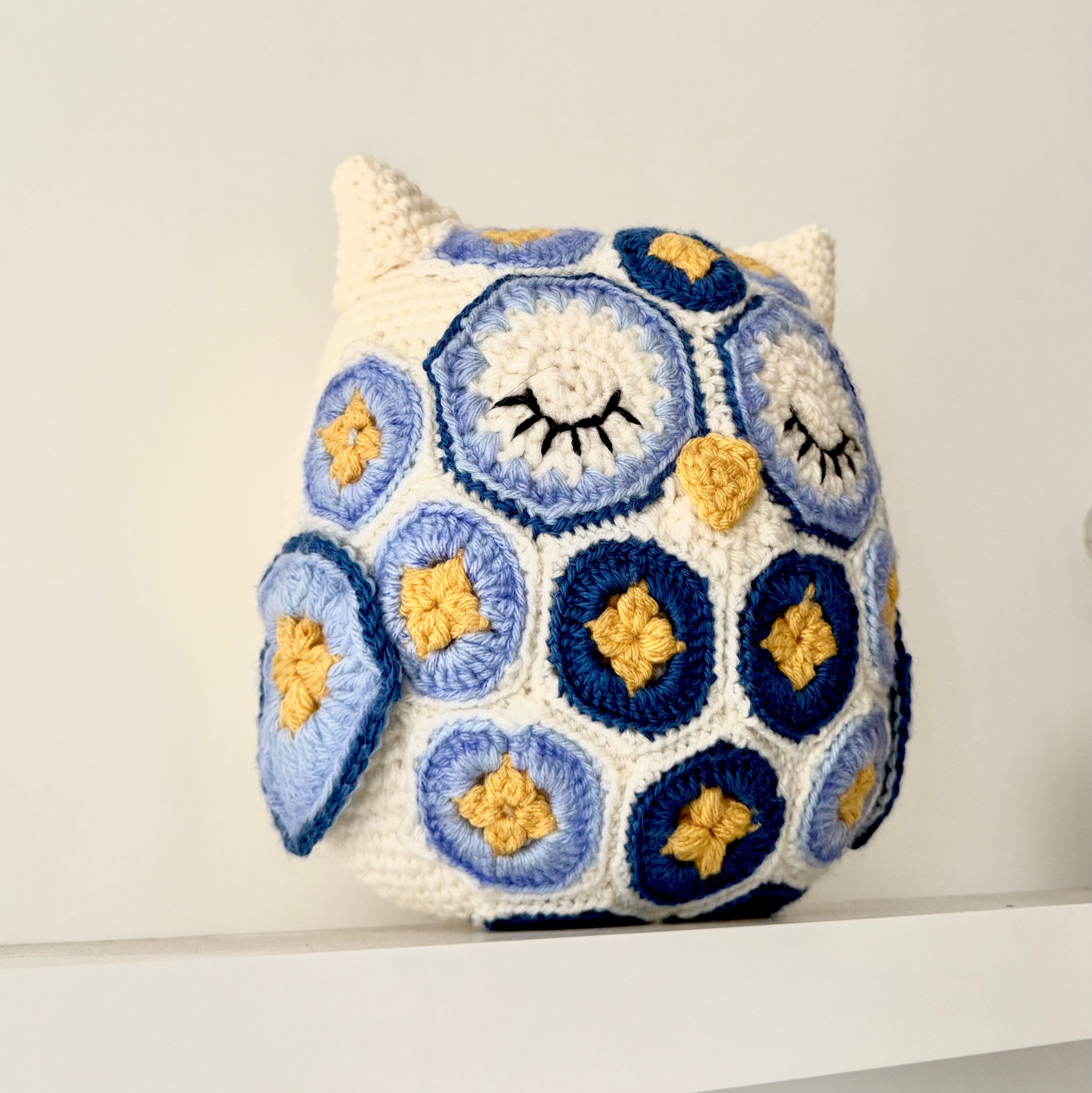 Owl African Flowers Crochet Pattern