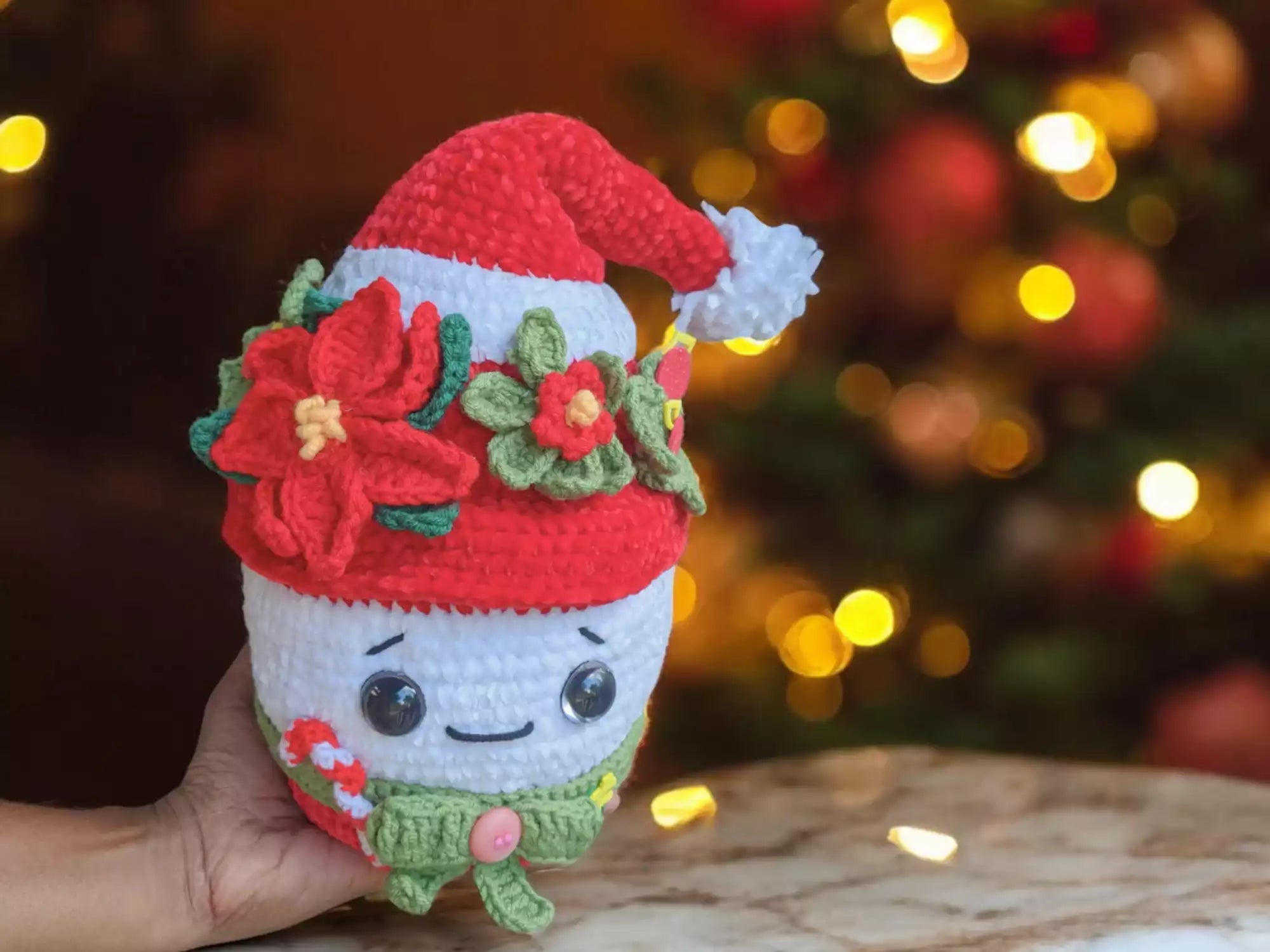 Merry Poinsettia Claus Pot Crochet Pattern