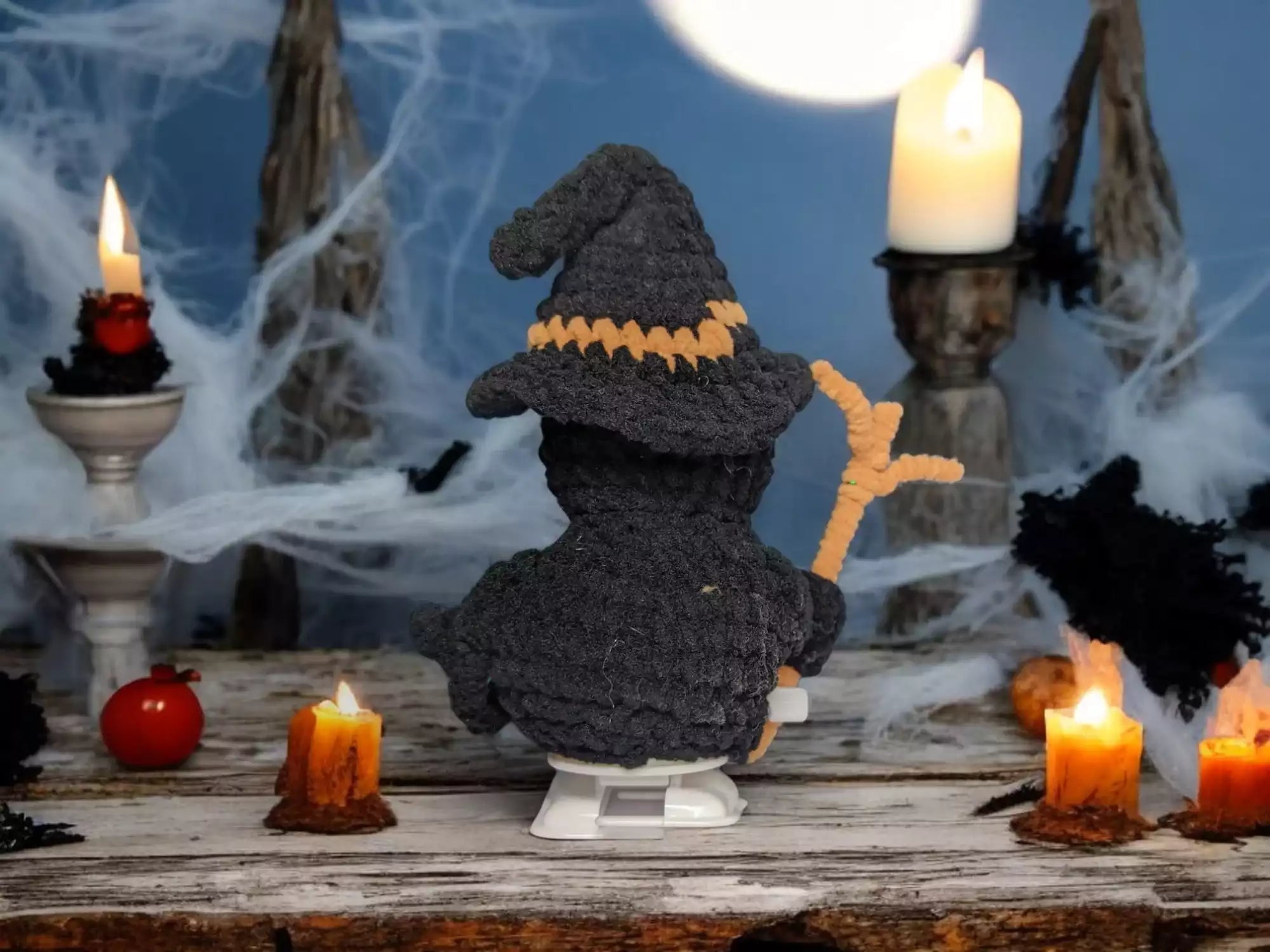 Crochet Walking Halloween Owl Wizard Pattern – Magical Amigurumi Toy