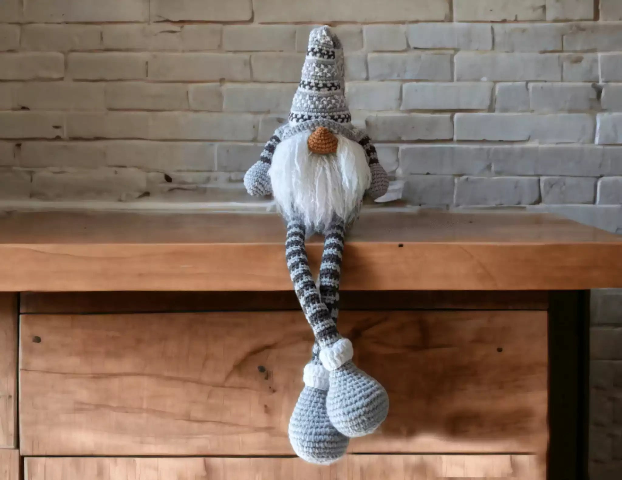 Crochet Stretchable Christmas Gnome Pattern -  Creative Decor Project