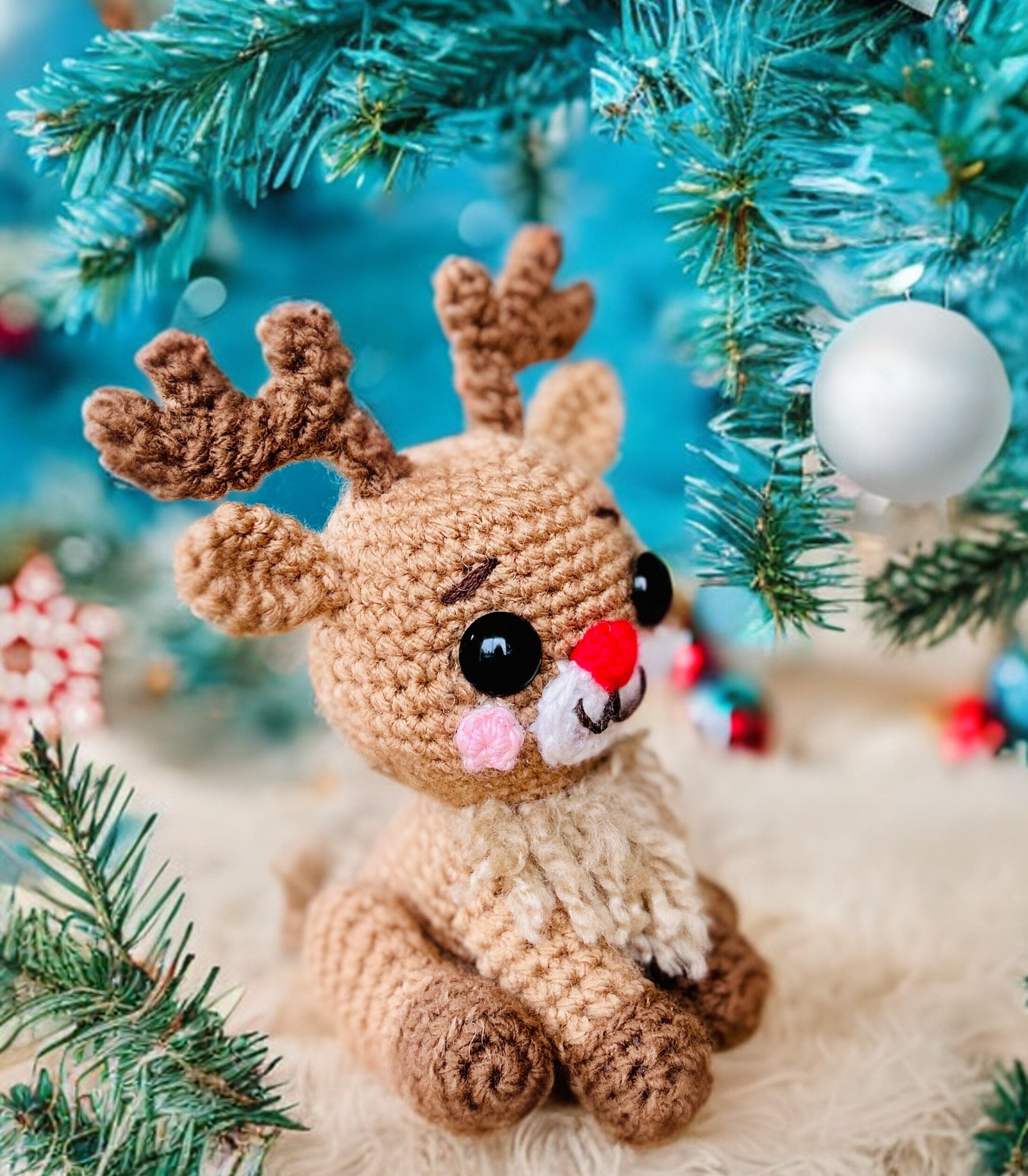 Cute Reindeer Crochet Pattern - Christmas Amigurumi