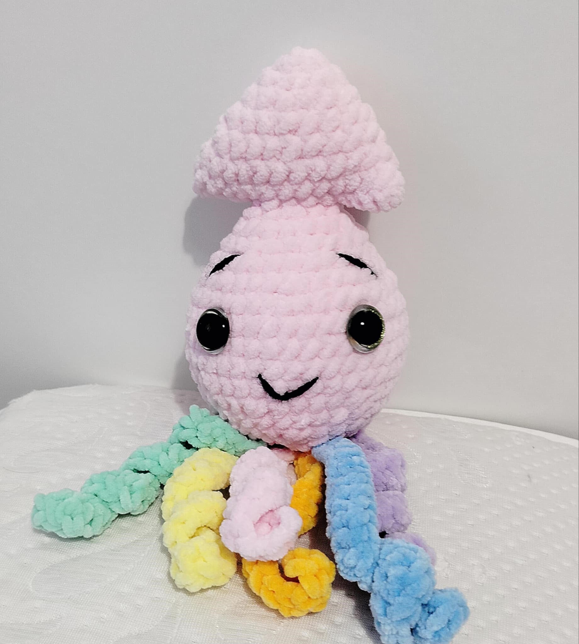 Crochet Sprinkles the Squid & Rainbow the Jellyfish Patterns – Adorable Sea Creatures